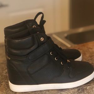 Black Guess Wedge Tennis Shoe